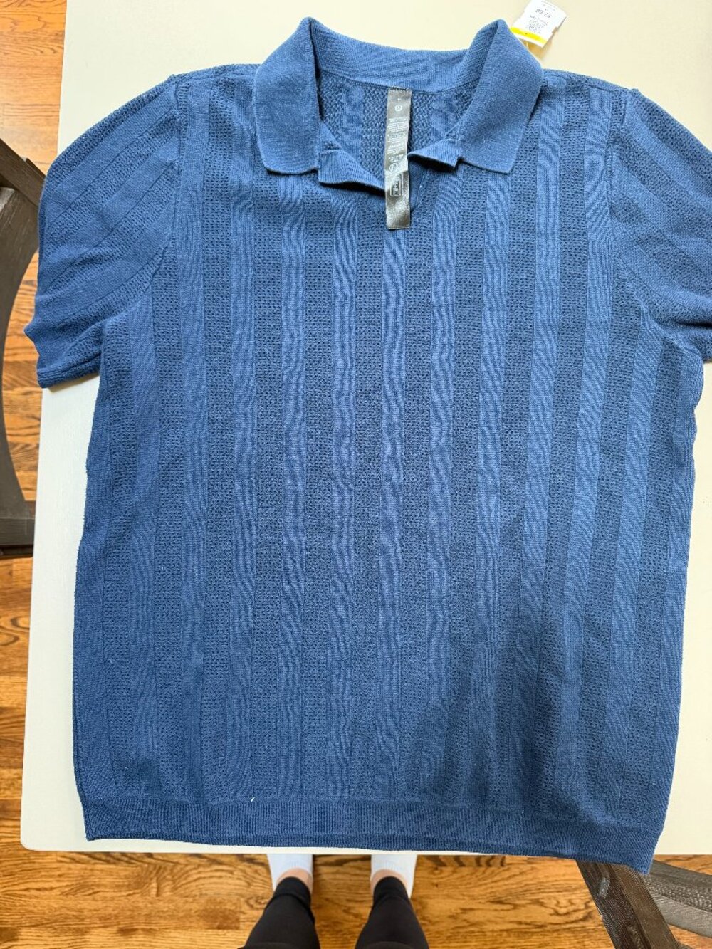 Lululemon Mens Short Sleeve Knit Sweater